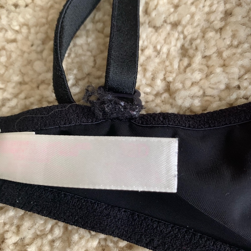 Pink Bra - Picture 3 of 3
